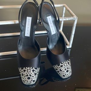 Anne Klein Mid-Heels